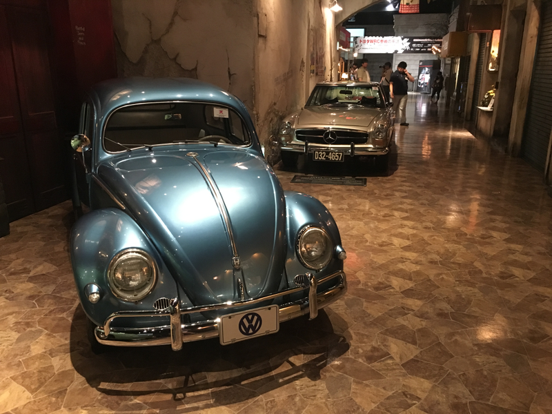 Illustration for article titled Look At This Amazing Collection of Historic Cars Inside A Japanese Shopping Mall